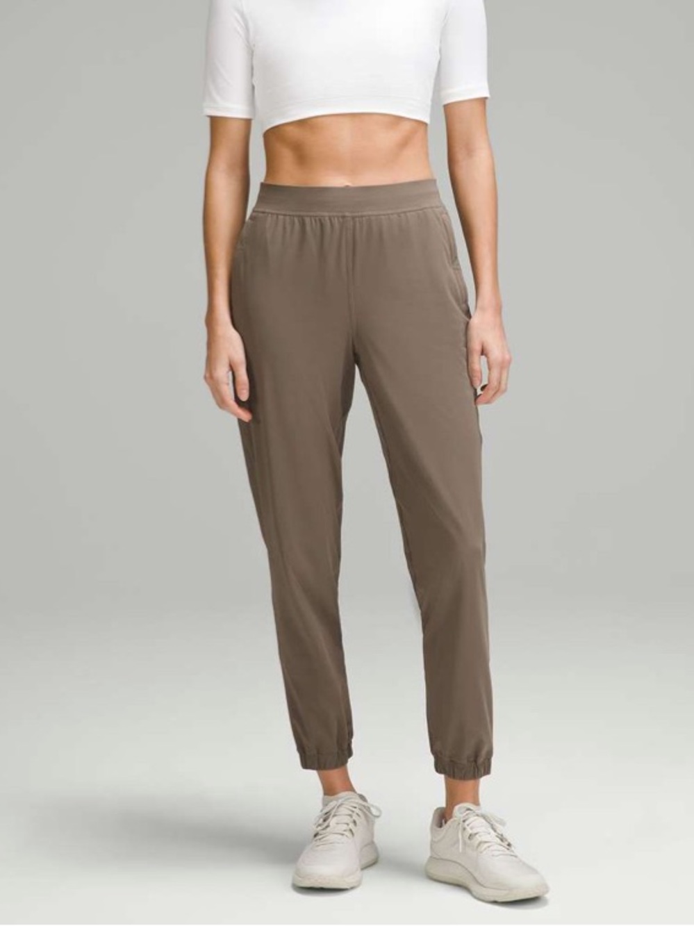 Lululemon Adapted State Jogger Pants Dark Tan/ Taupe High Rise Quick Dry Size 4